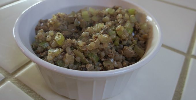 shirataki rice stuffing in a white bowl